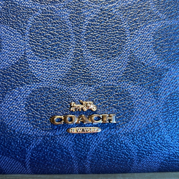 Coach Wristlet - Picture 5 of 7